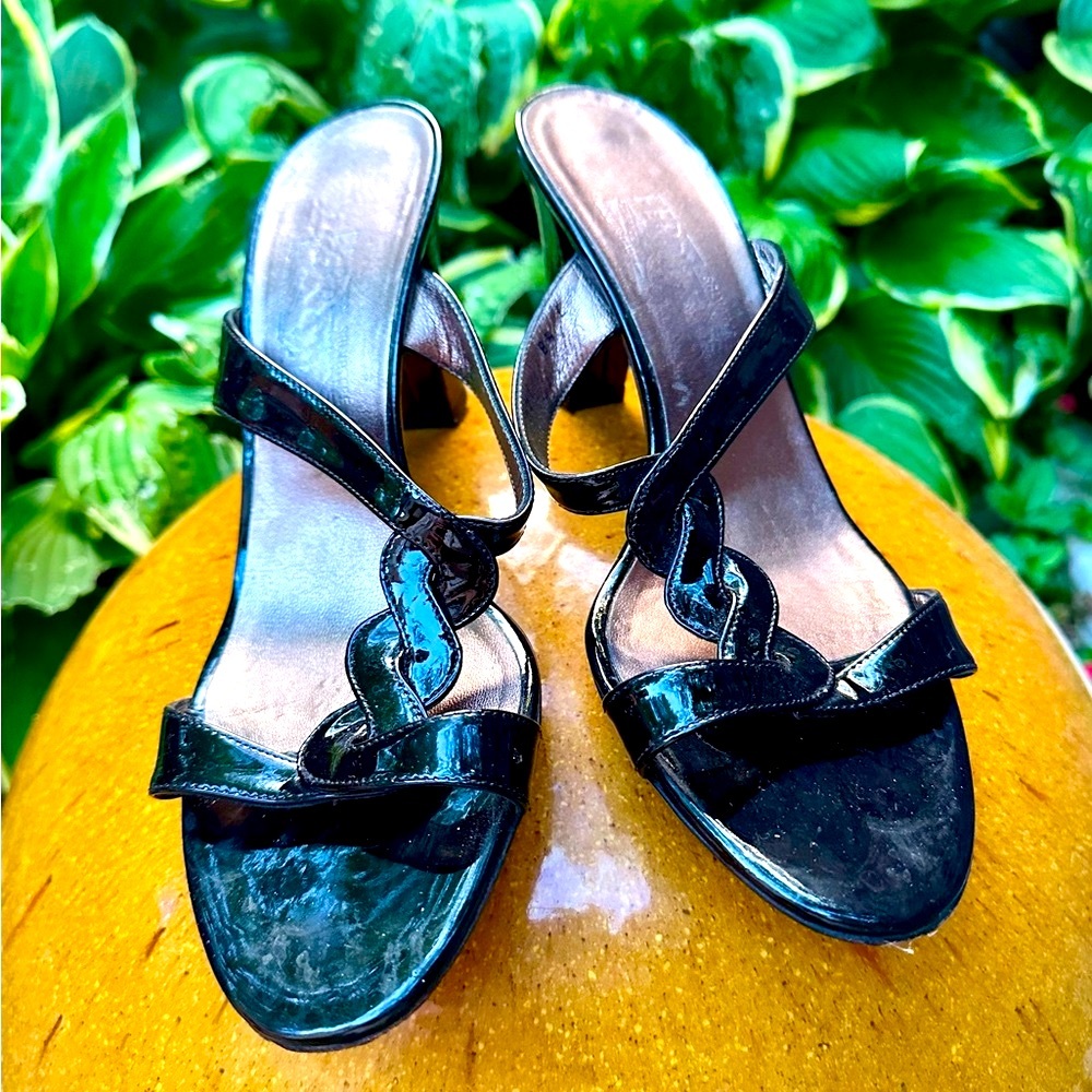 Vintage Ferragamo Braided Black Patent Leather Chunky Heel Sandals